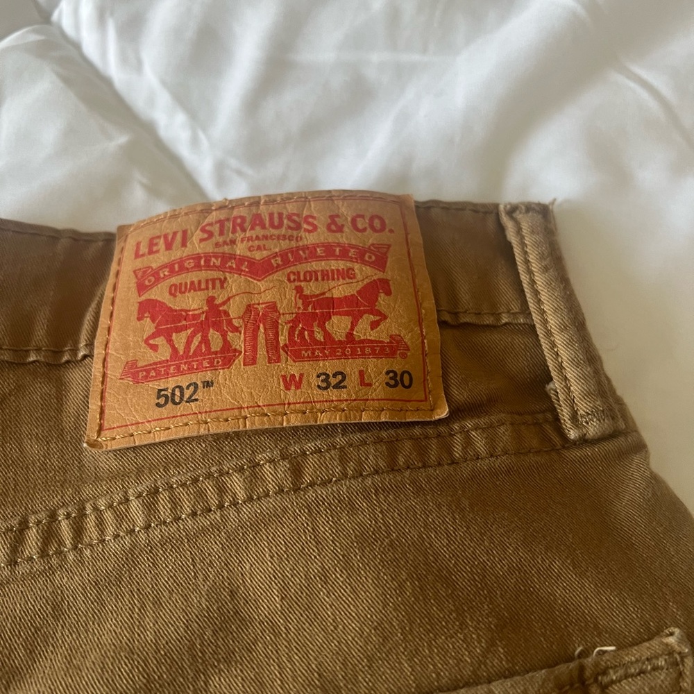 Levi Jeans 502 w32 l30